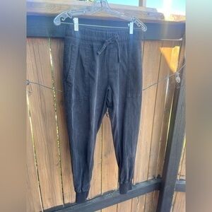 James Perse Joggers